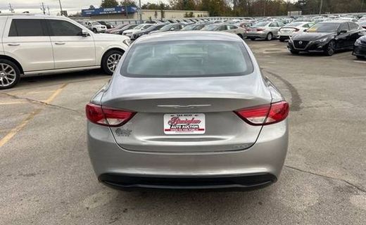 2016 Chrysler 200 LX