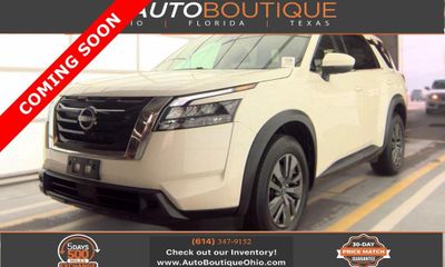 2024 Nissan Pathfinder SV