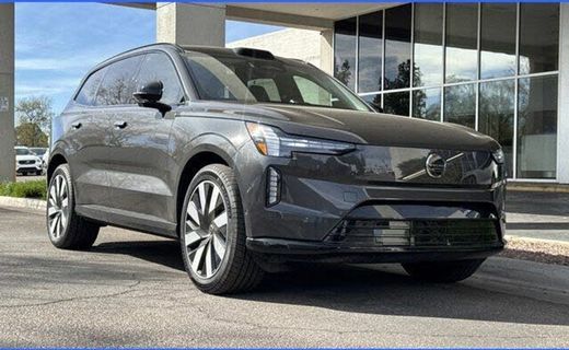 2025 Volvo EX90 Ultra