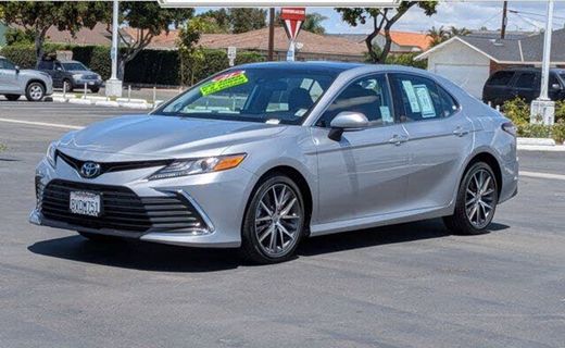 2021 Toyota Camry XLE