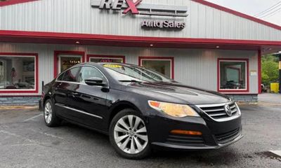 2011 Volkswagen Passat Sport