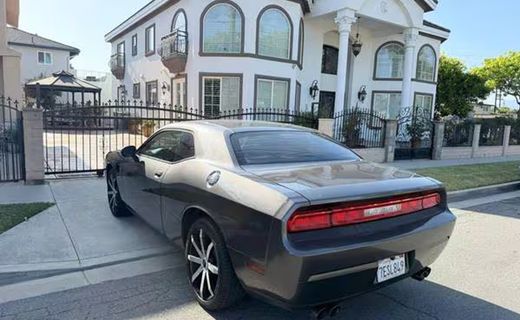 2014 Dodge Challenger Base