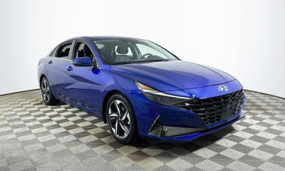 2023 Hyundai Elantra Limited