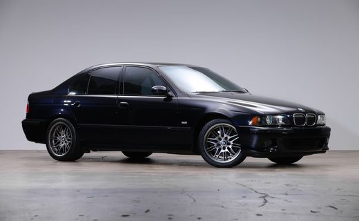 2003 BMW M5