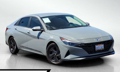 2021 Hyundai Elantra Blue