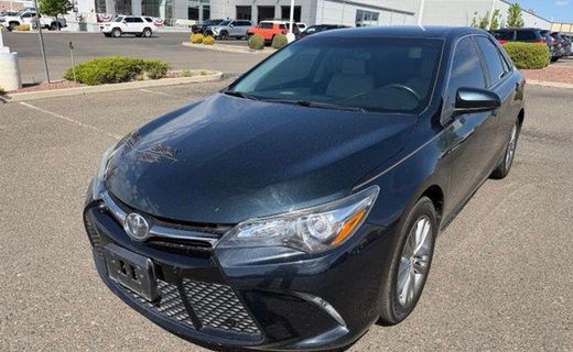 2015 Toyota Camry SE
