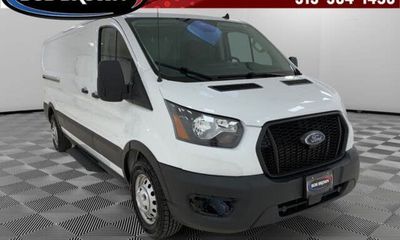 2023 Ford Transit Base