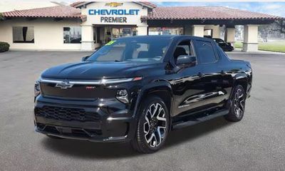 2025 Chevrolet Silverado 3SP RST