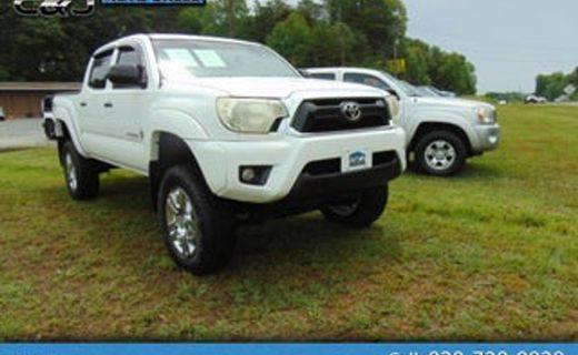 2013 Toyota Tacoma Delux