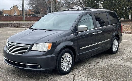 2012 Chrysler Town AND Country Limited