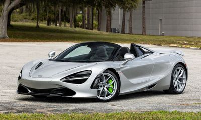 2020 McLaren 720S Base