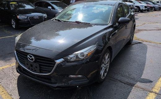 2018 Mazda MAZDA3 Touring