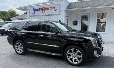 2015 Cadillac Escalade Luxury
