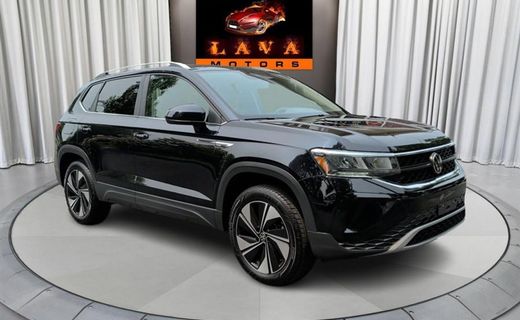 2024 Volkswagen Taos 4MOTION SE