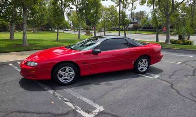1998 Chevrolet Camaro Sport