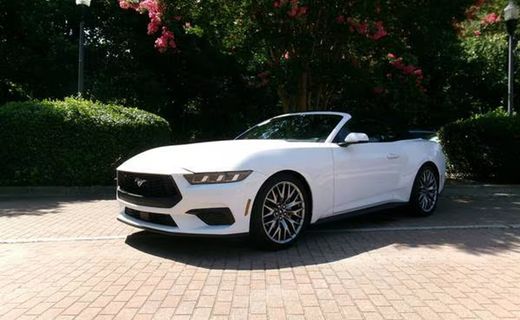 2025 Ford Mustang
