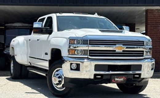 2017 Chevrolet Silverado High Country