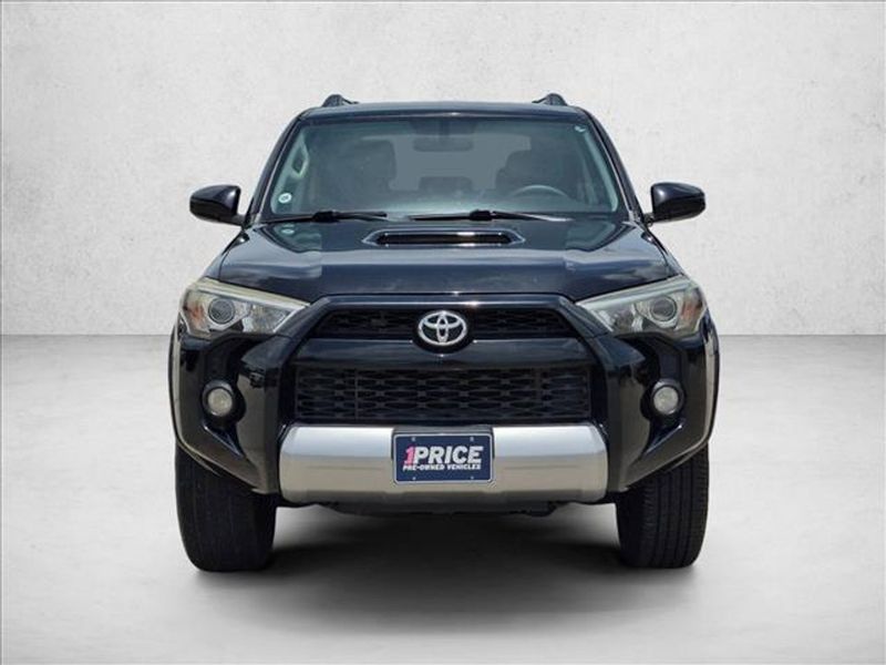 2016 Toyota 4runner — a typically priced live listing