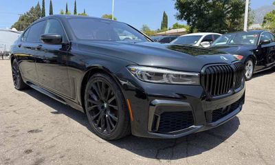 2020 BMW 740i