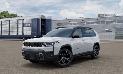 2026 Jeep Cherokee Overland