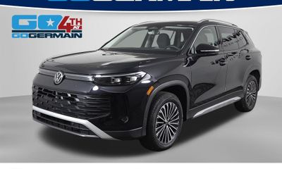 2025 Volkswagen Tiguan 4MOTION S