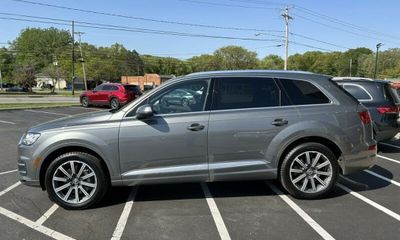 2017 Audi Q7 Quattro Premium Plus
