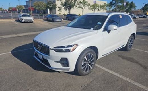 2023 Volvo XC60 Plus Bright