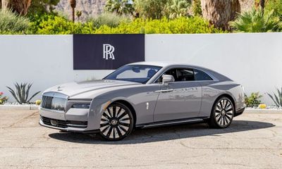 2024 Rolls-Royce Spectre RR
