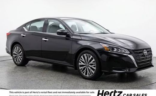 2025 Nissan Altima SV