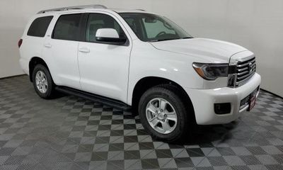 2021 Toyota Sequoia SR5