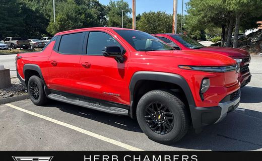2025 Chevrolet Silverado LT