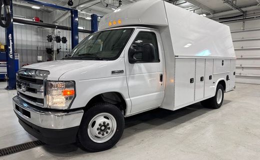 2026 Ford E-350 Base