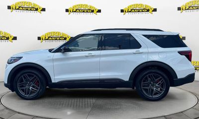 2026 Ford Explorer ST Line