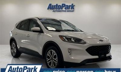 2020 Ford Escape SE