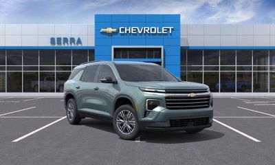 2027 Chevrolet Traverse LT