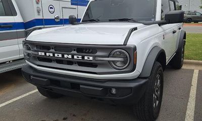 2023 Ford Bronco Base Big Bend
