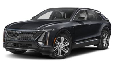 2024 Cadillac Lyriq Sport 2