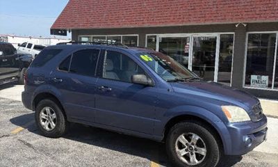 2005 Kia Sorento LX