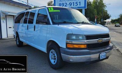 2013 Chevrolet Express EXT LT