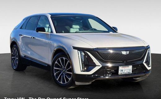 2024 Cadillac Lyriq Sport 1