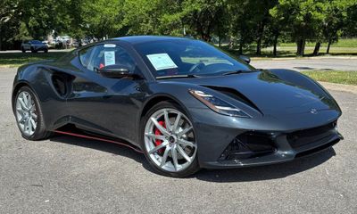 2025 Lotus Emira Base