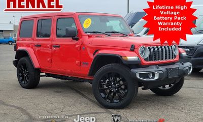 2025 Jeep Wrangler Sahara 4XE