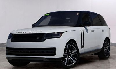 2023 Land Rover Range SE
