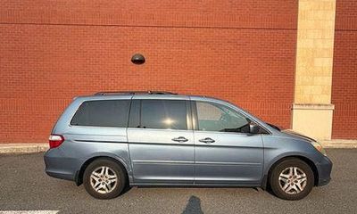 2007 Honda Odyssey EX With Leather