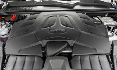 2026 Porsche Cayenne S E Hybrid
