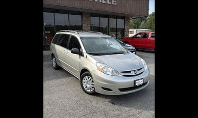 2007 Toyota Sienna LE