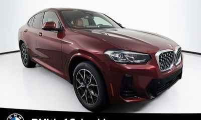 2025 BMW X4 xDrive 30i