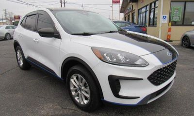 2022 Ford Escape SE