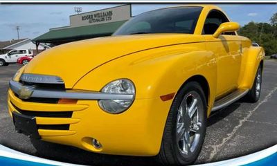 2004 Chevrolet SSR LS
