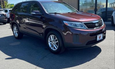 2014 Kia Sorento Base LX